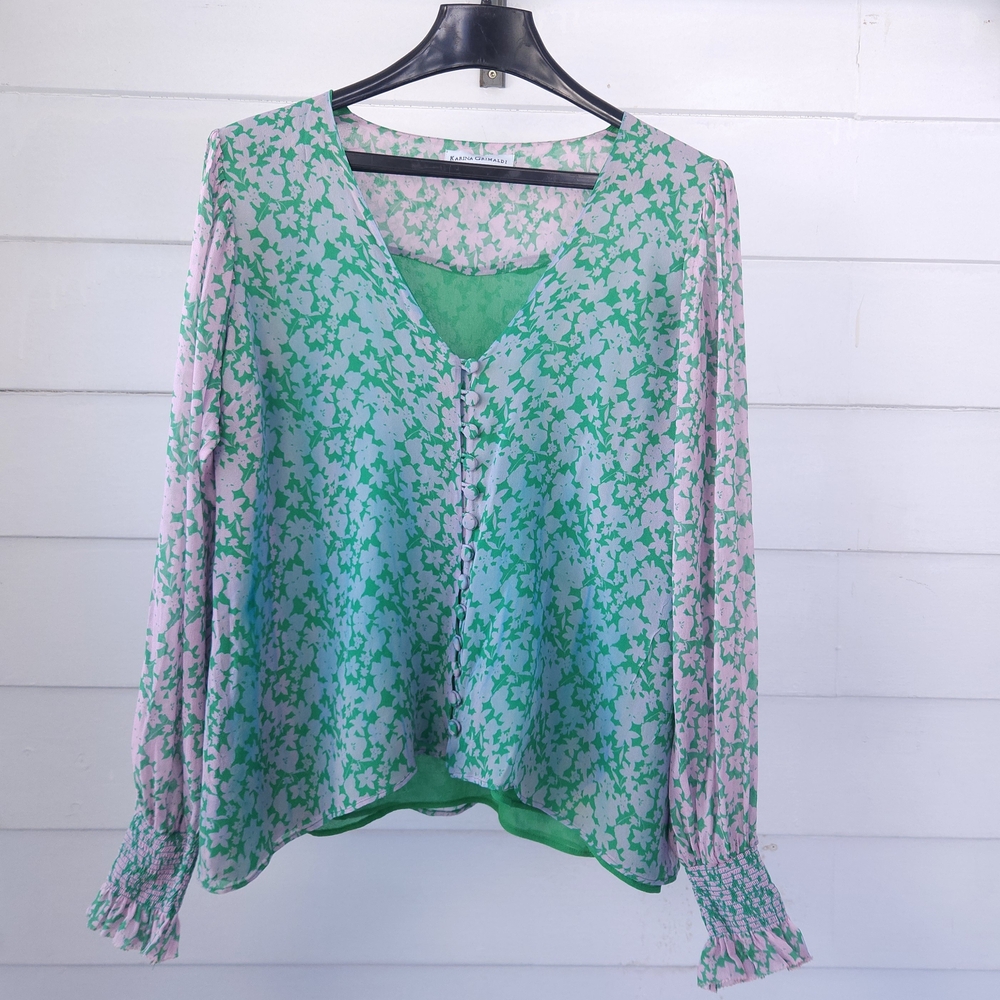 Karina Grimaldi Silk Blend Floral Blouse Size M Green Pink Long Sleeve V-Neck